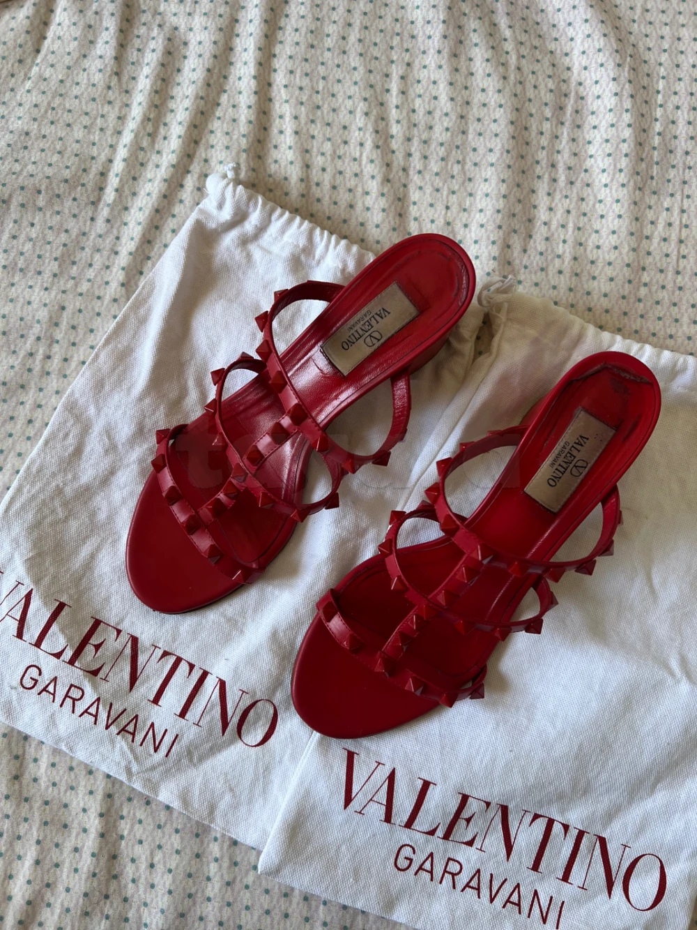 Mules valentino
