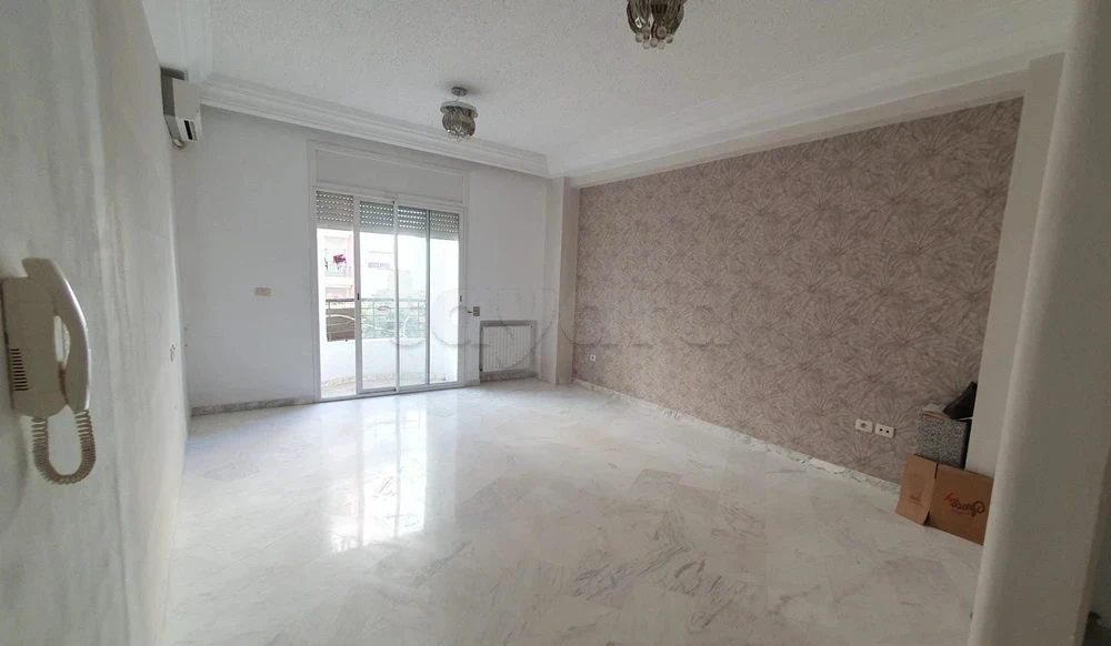 🏠 Bel appartement T3 de 96 m² avec balcon – Aïn Zaghouan Nord