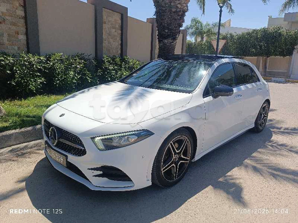 Carte voiture Mercedes-Benz Classe A