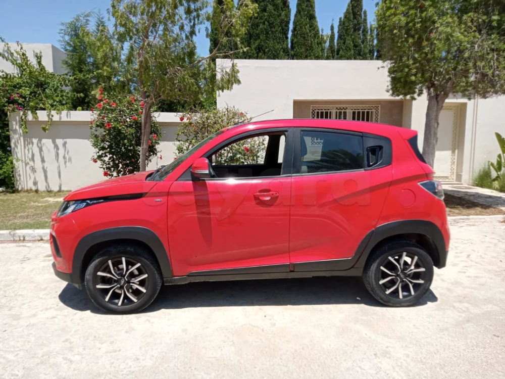 Mahindra Hover