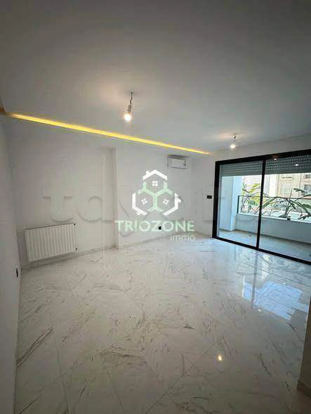 A louer appartement S+2 très haut standing jamais habité à Ain zaghouan