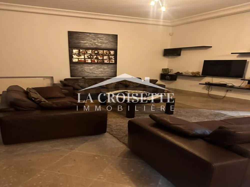 Triplex S+5 avec jardin à louer à La Marsa MTRL0118