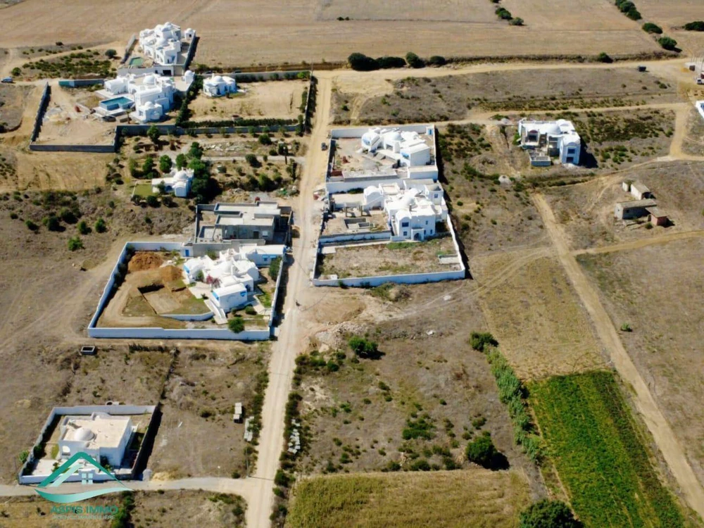 Terrain 1200 m² à Tamezrat Kelibia