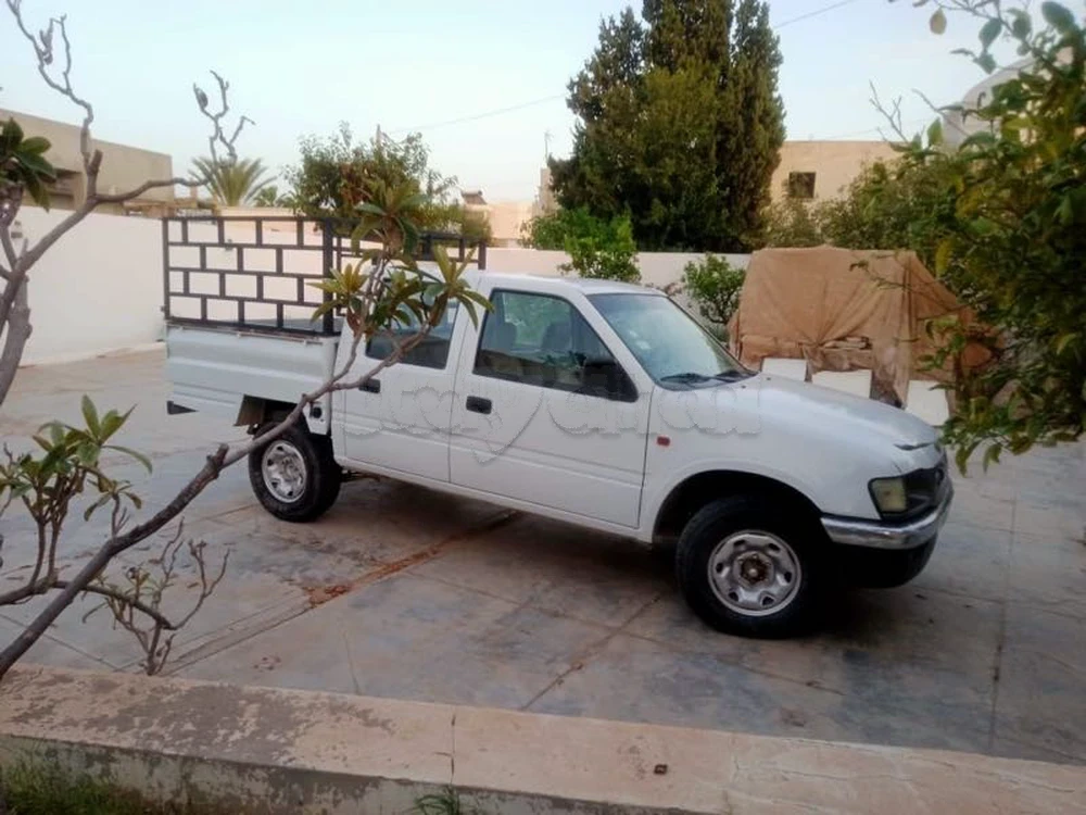 Isuzu D-Max