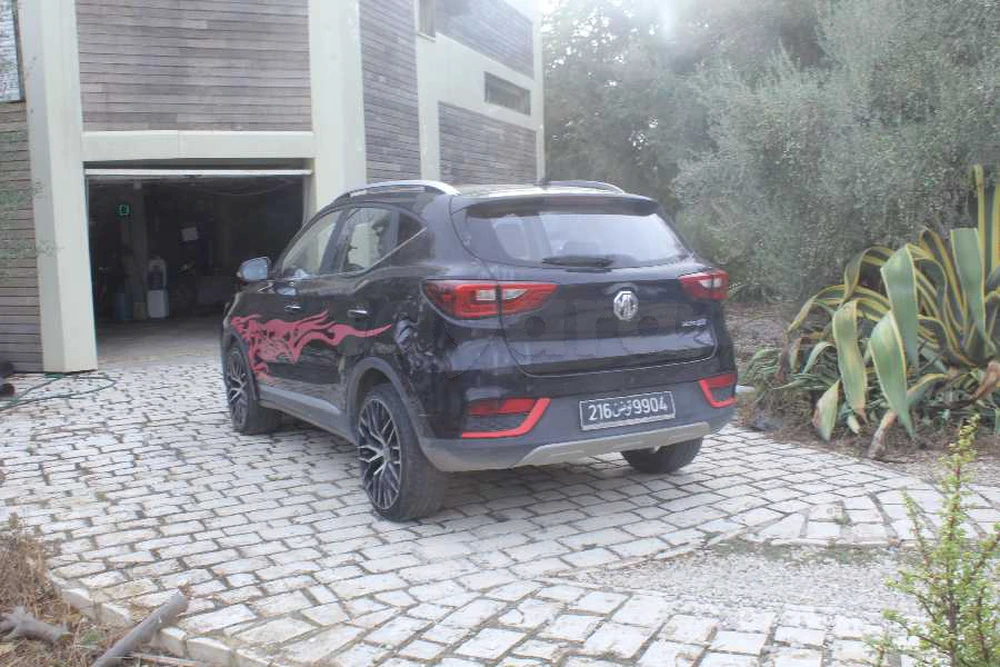 MG ZS