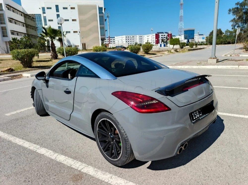 Peugeot RCZ