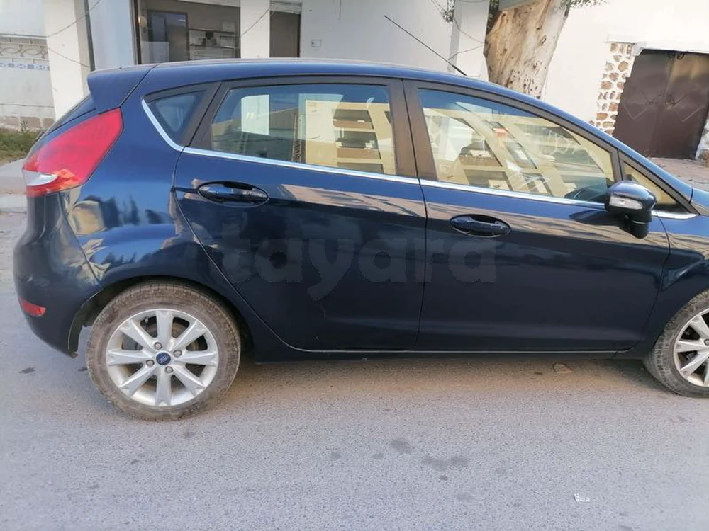 Carte voiture Ford Fiesta