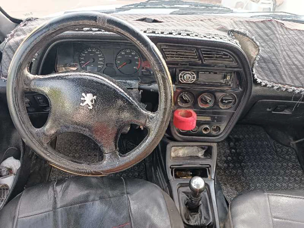 Peugeot 306