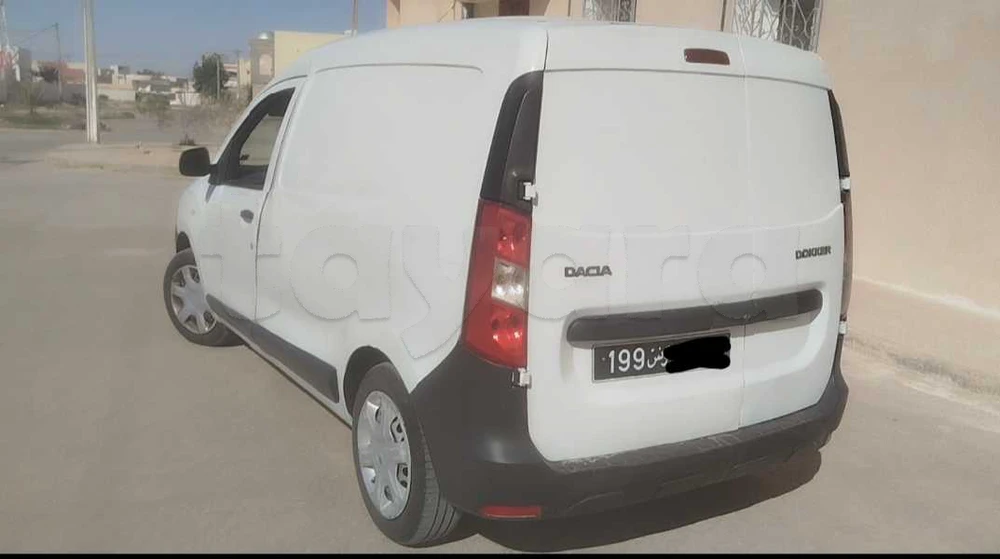 Carte voiture Dacia Dokker