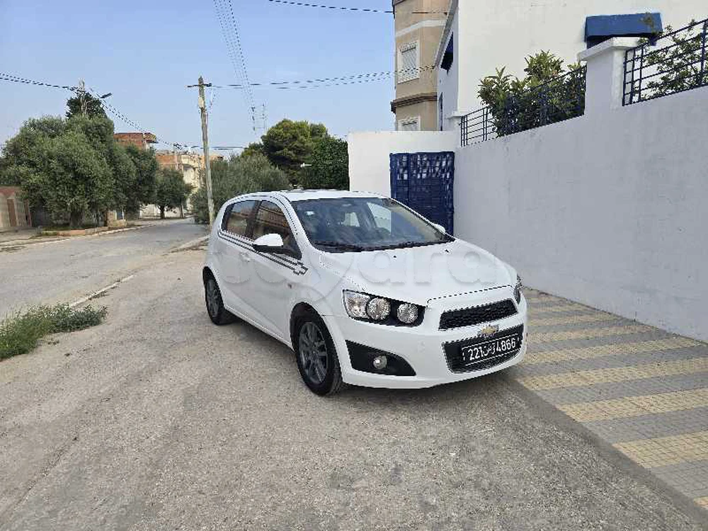 Carte voiture Chevrolet Aveo