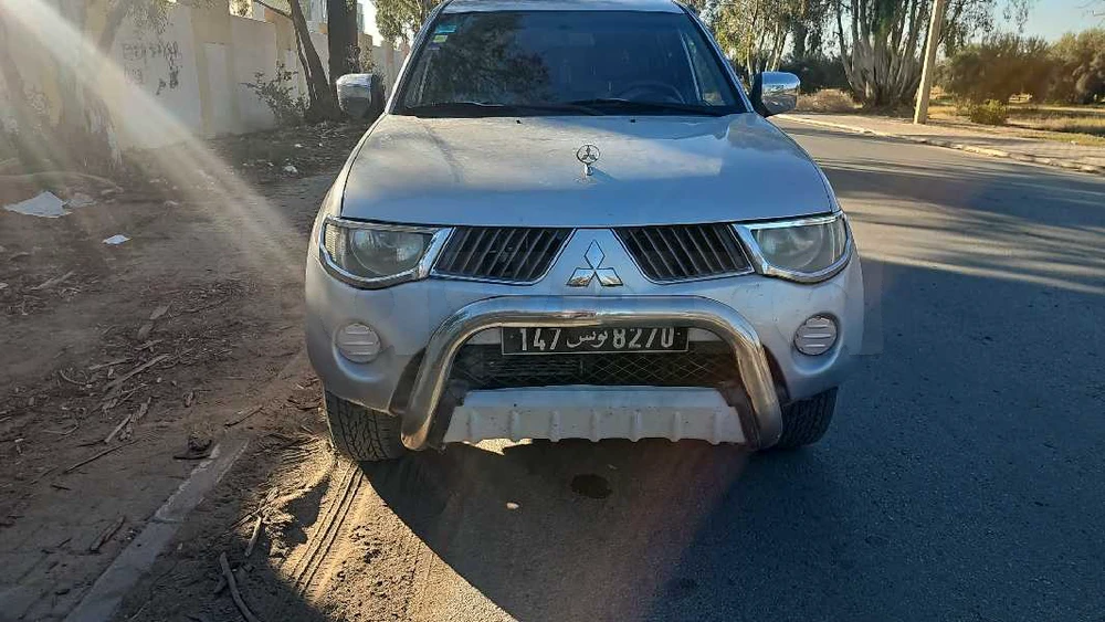 Mitsubishi L200