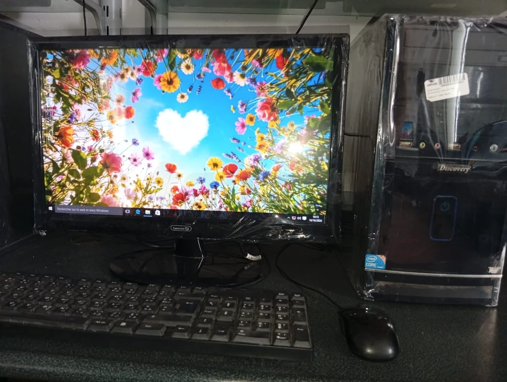 Ordinateur de Bureau (Intel Core i3 /RAM : 4 G/ Écran + Clavier + Souris)