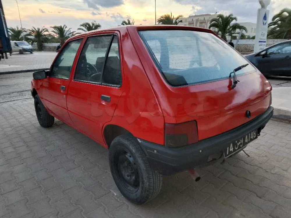 Peugeot 205