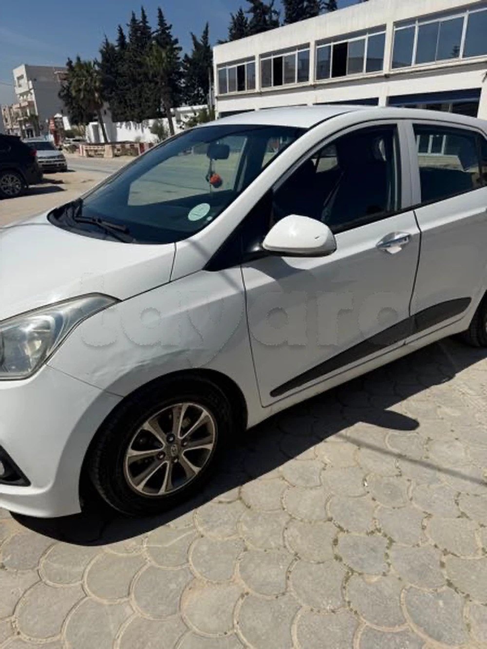 Carte voiture Hyundai i10