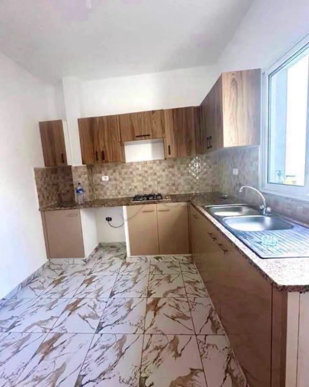 🏡À louer un appartement s+2 à Ain Zaghouan Nord.