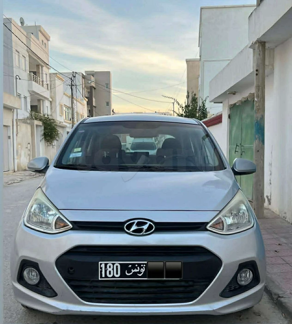 Carte voiture Hyundai i10