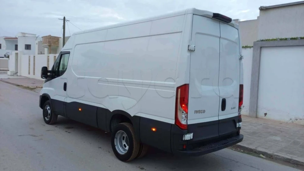 Carte voiture IVECO Daily