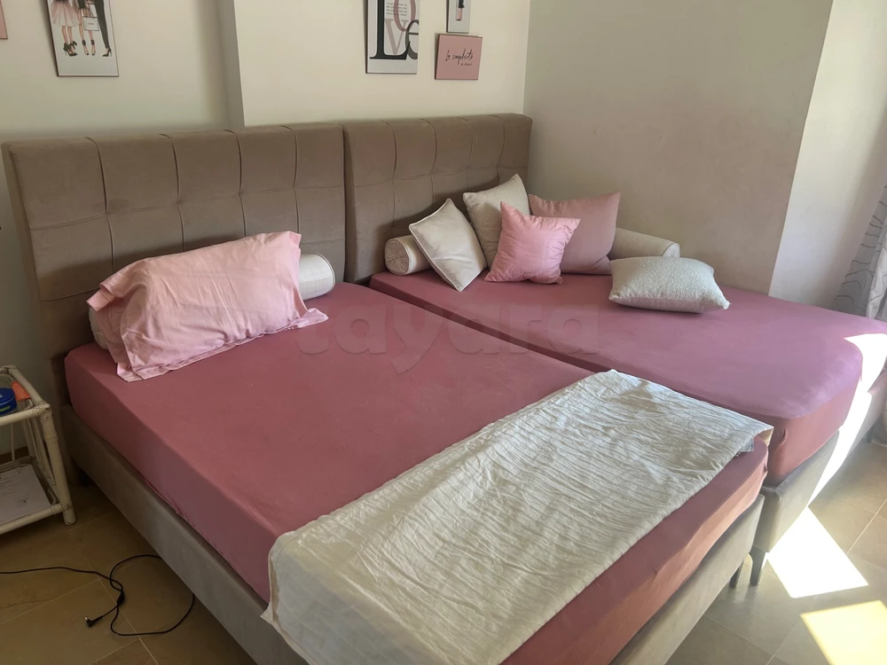 Vente de 2 lits d un 1m20 chacun