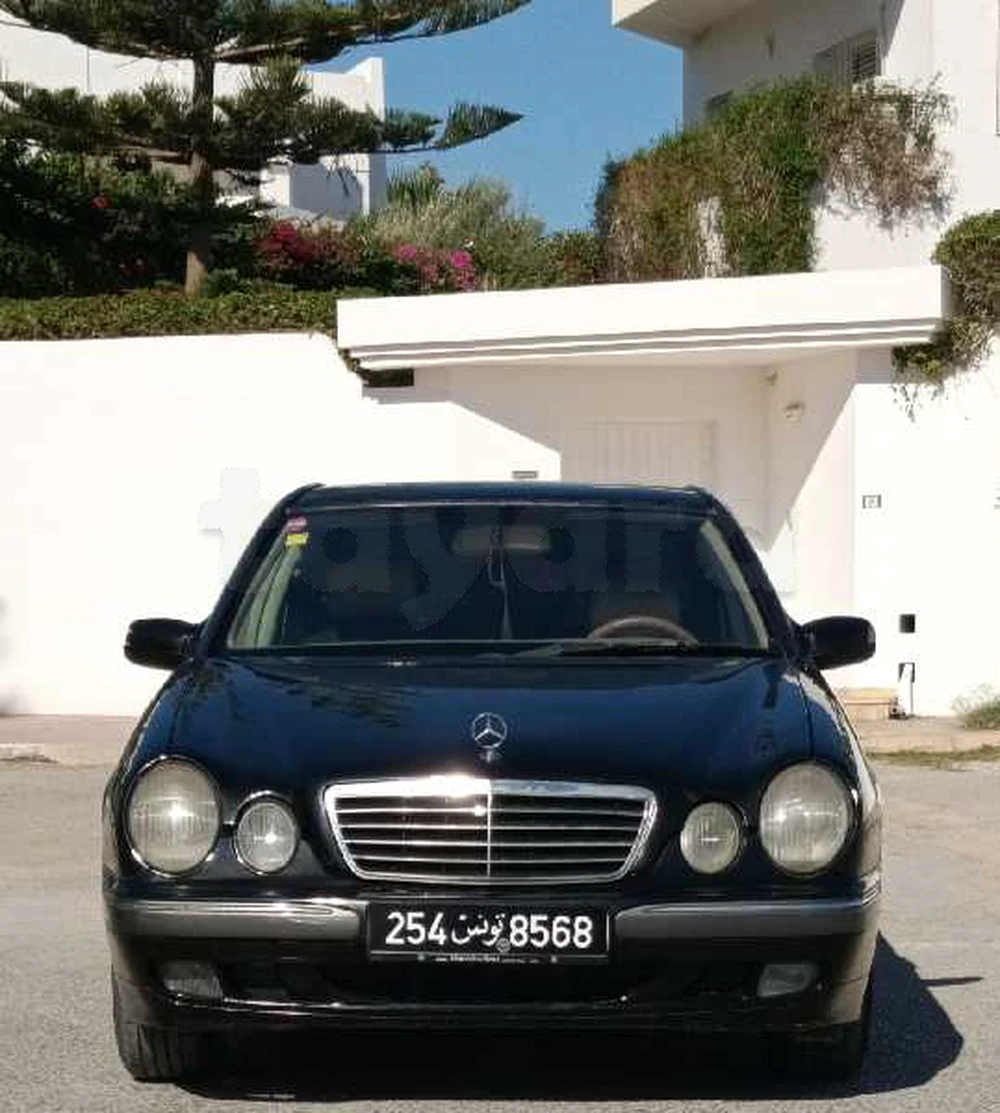 Carte voiture Mercedes-Benz Classe E