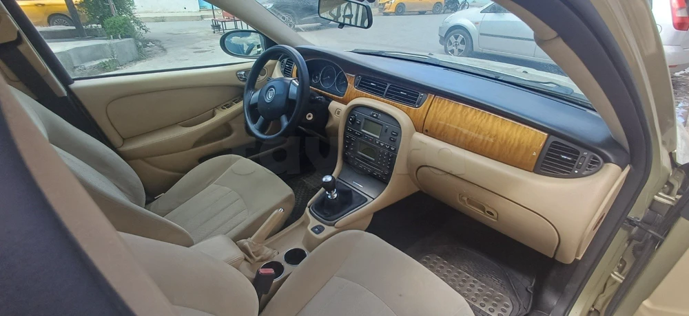 Jaguar X-Type