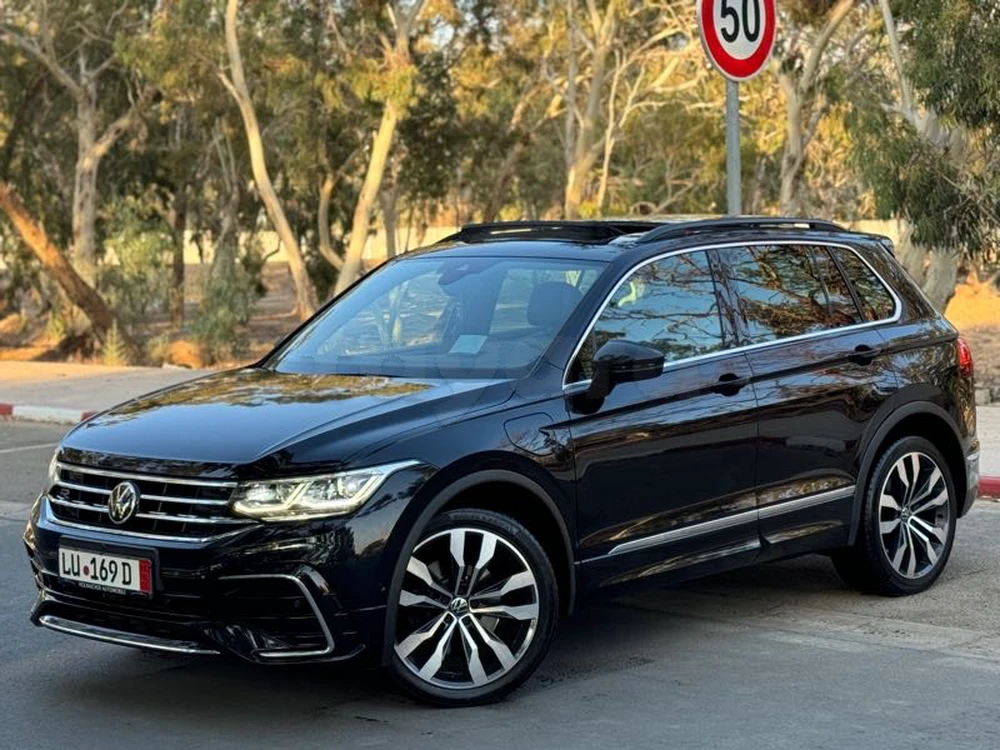 Carte voiture Volkswagen Tiguan