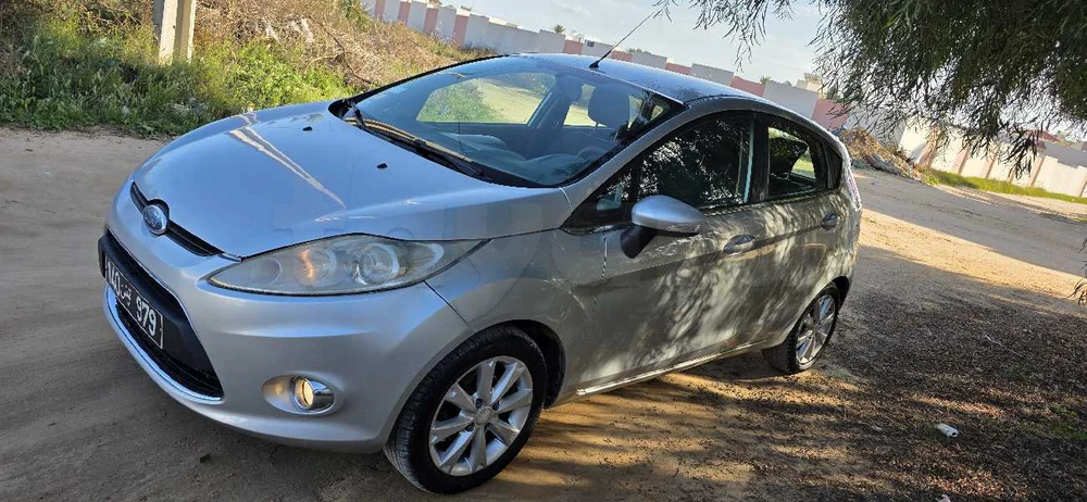Carte voiture Ford Fiesta