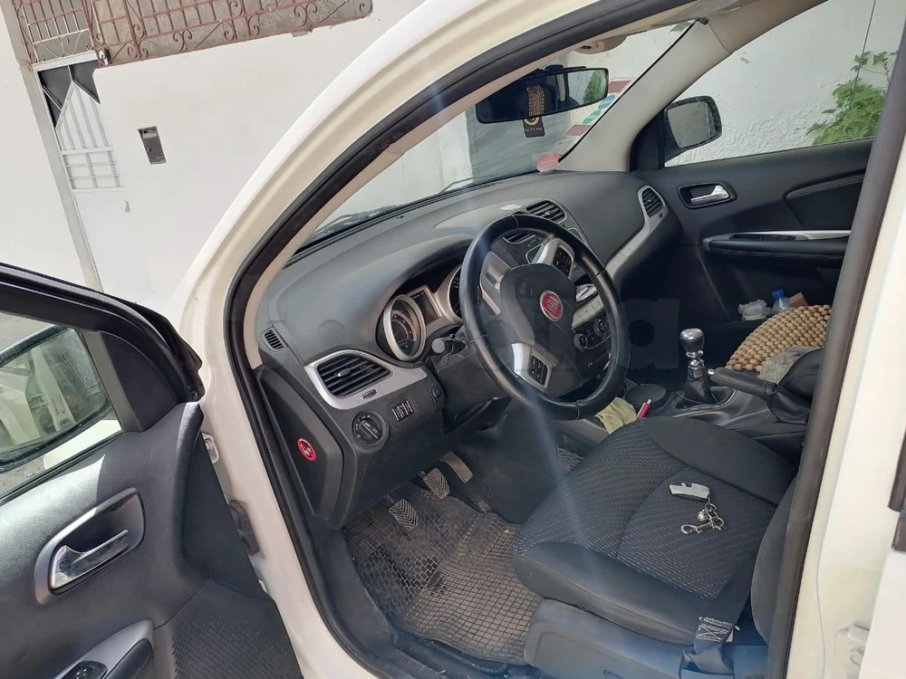 Carte voiture Fiat Freemont