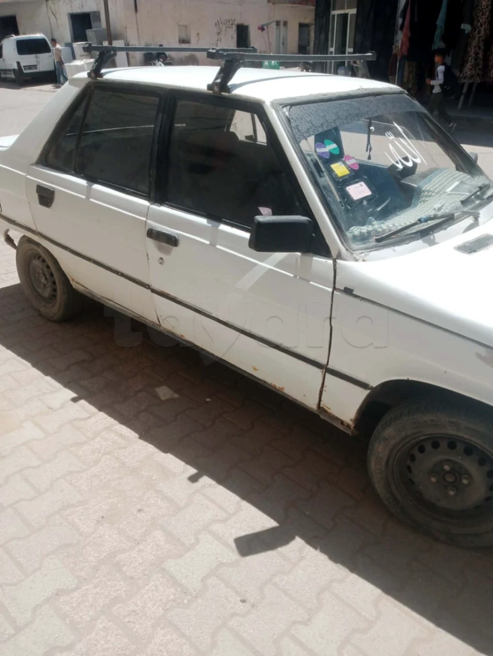 Renault R9