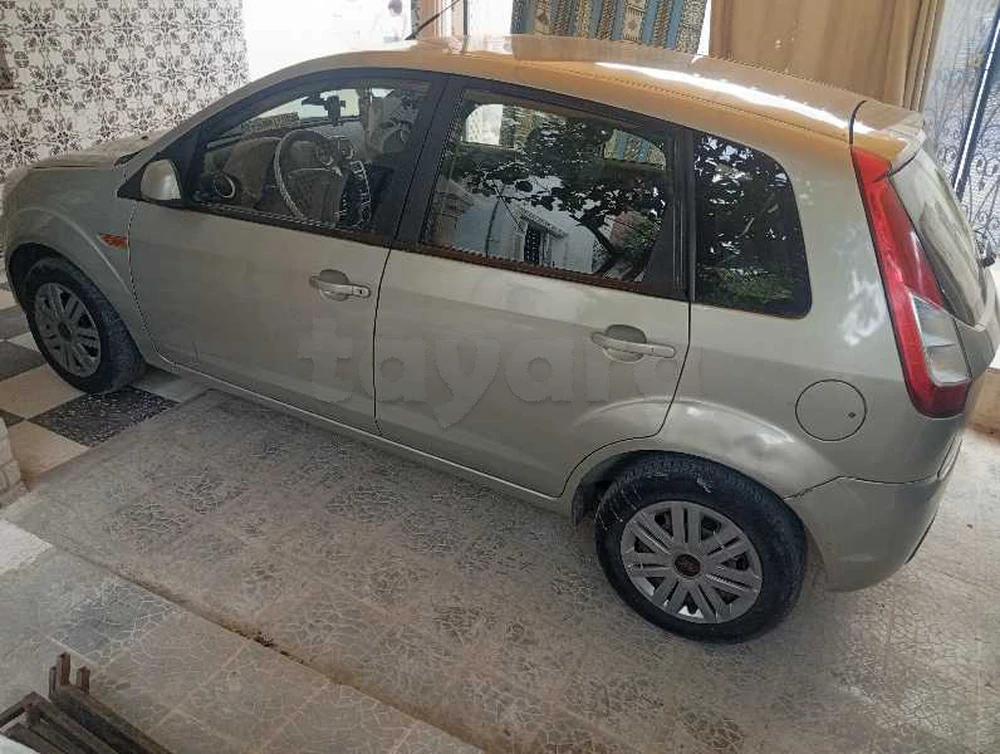 Carte voiture Ford Fiesta