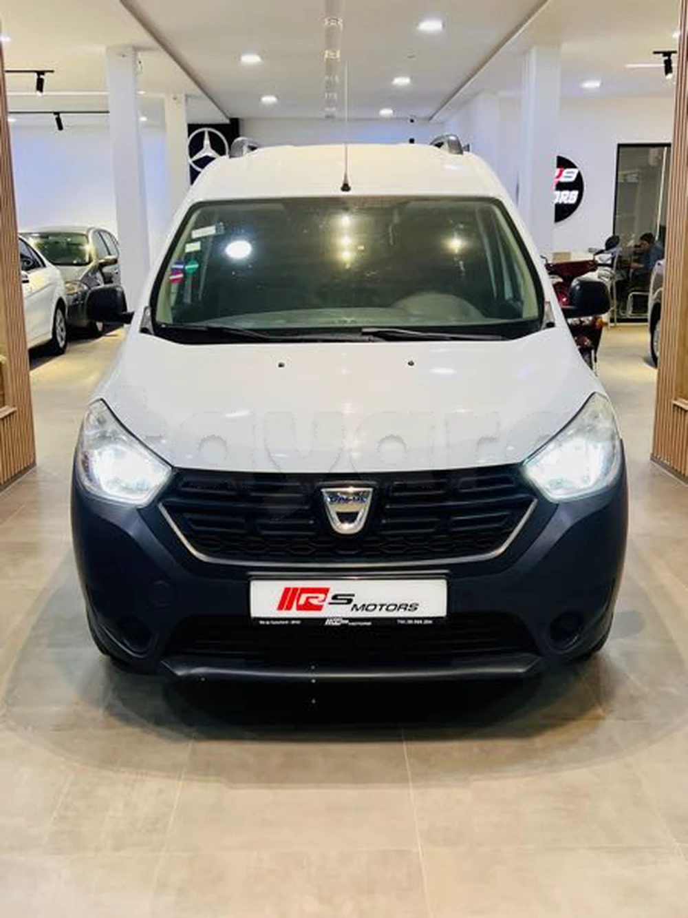 Carte voiture Dacia Dokker