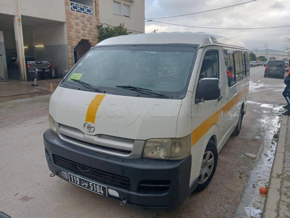 Carte voiture Toyota Hiace