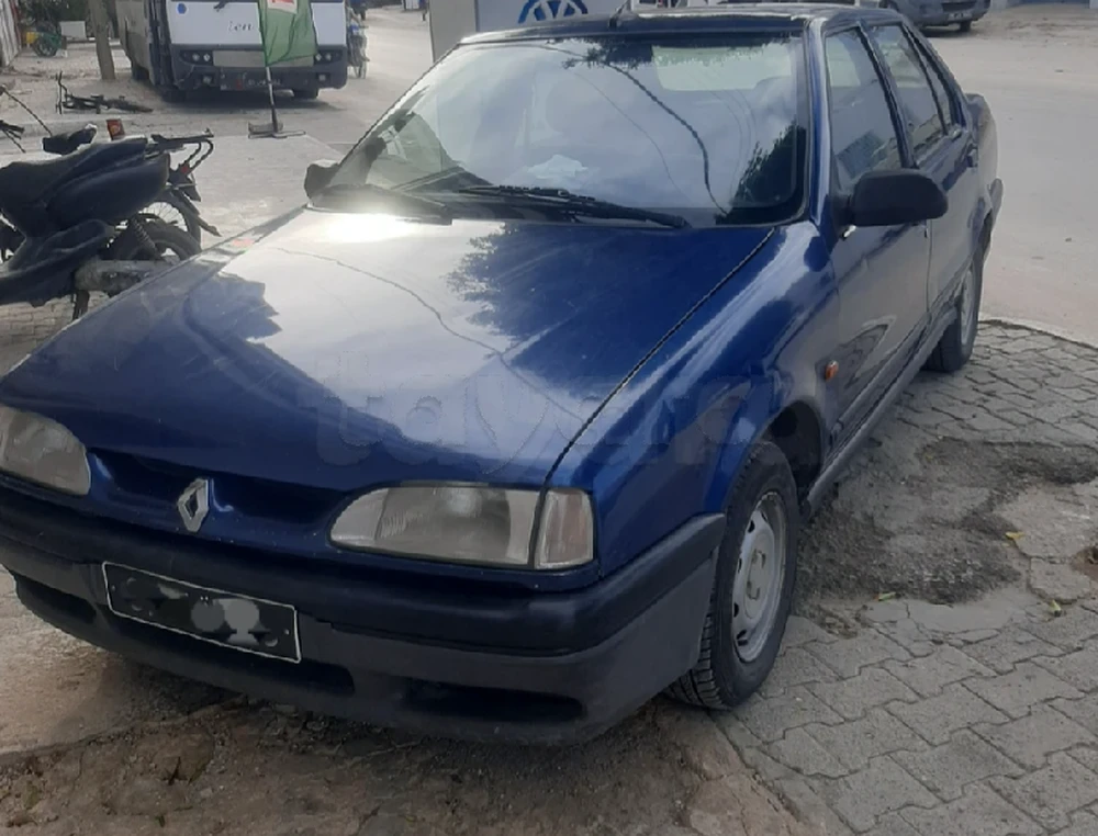 Renault 19