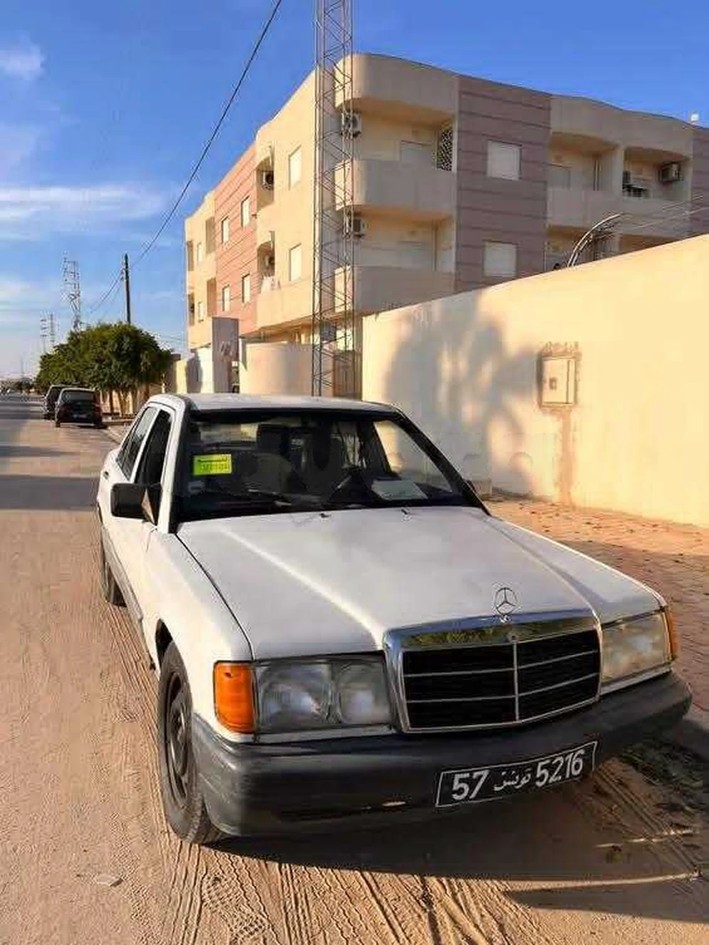 Mercedes-Benz 190