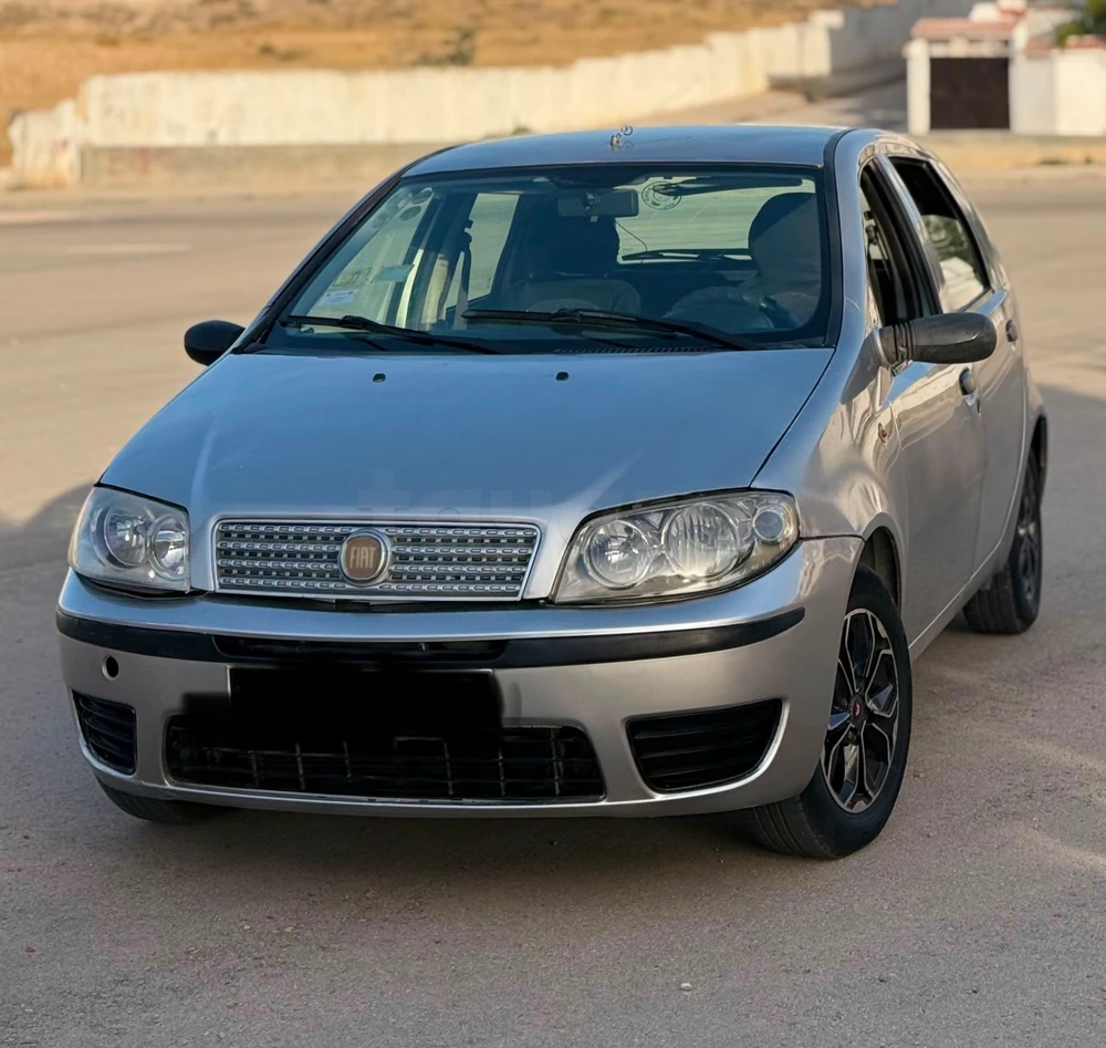 Carte voiture Fiat Punto