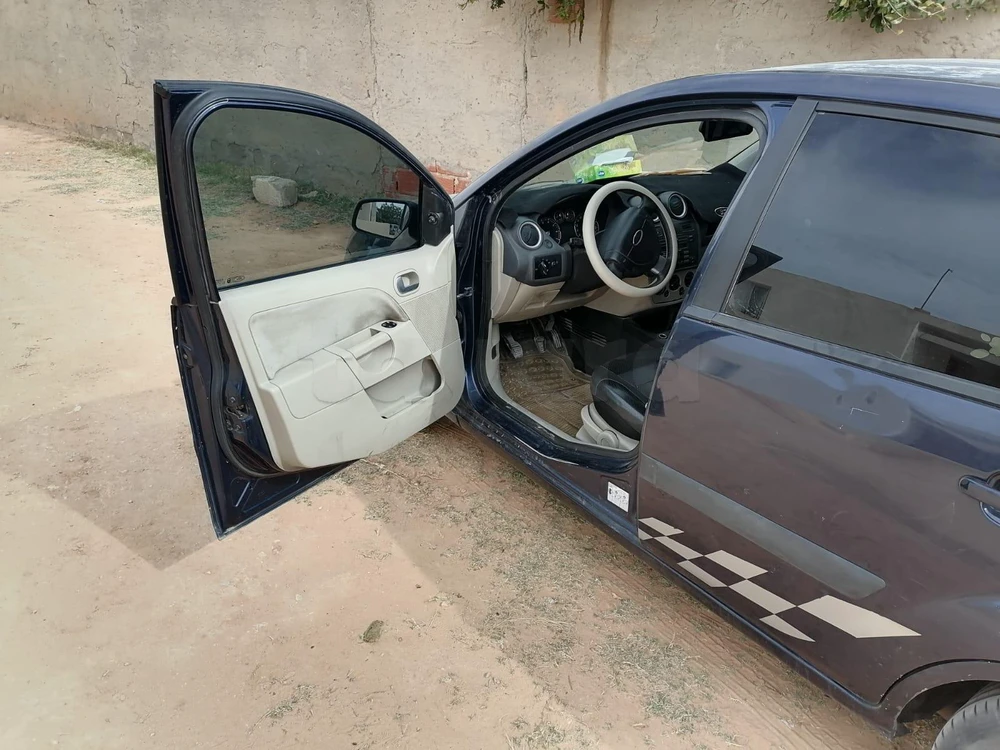 Carte voiture Ford Fiesta