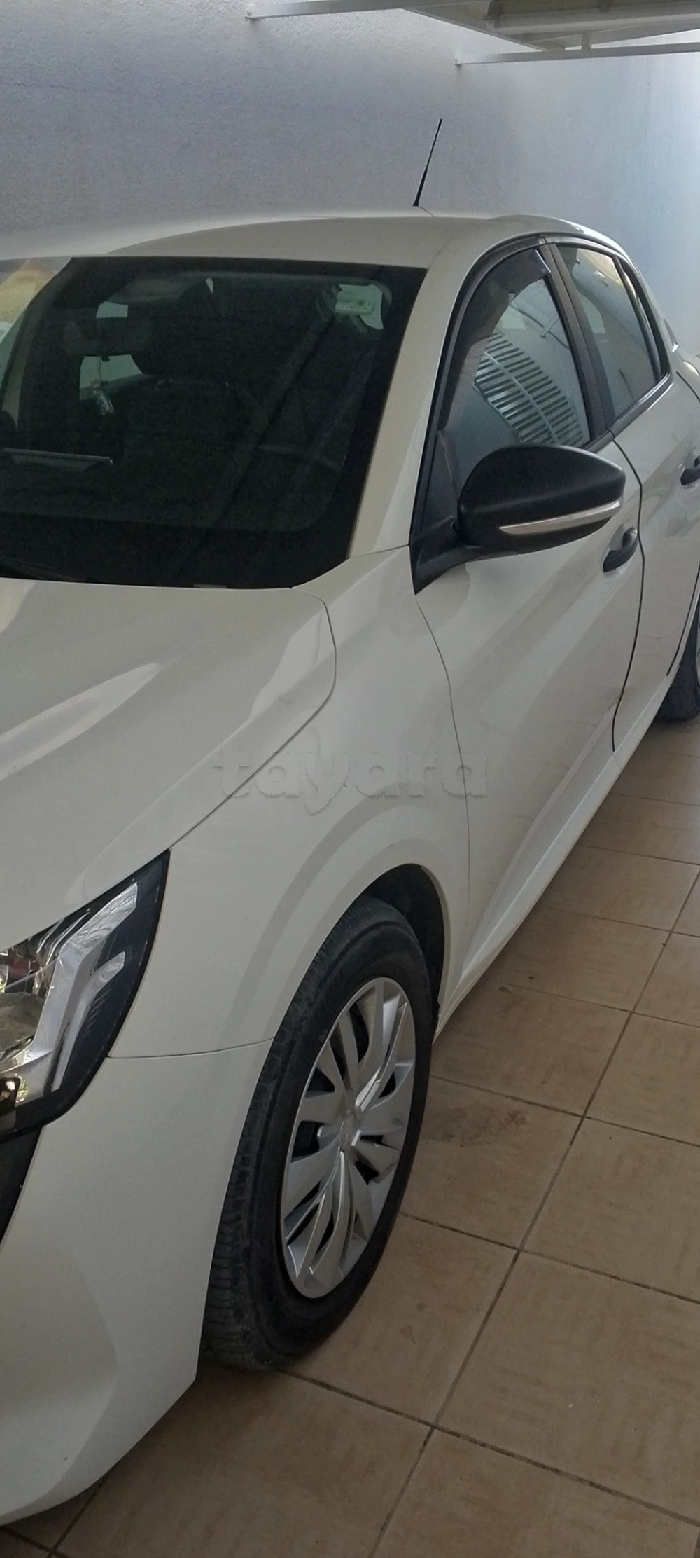 Carte voiture Peugeot 208