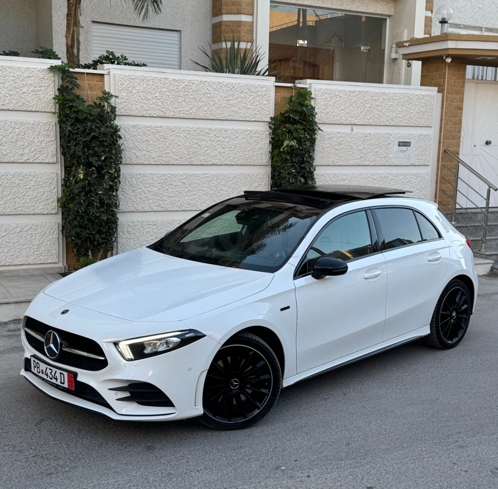 Carte voiture Mercedes-Benz Classe A