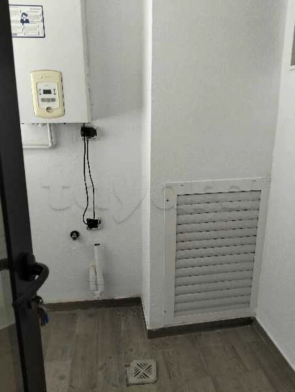 À louer un appartement S+1 t h standing à Ennasr2 - Bild 3