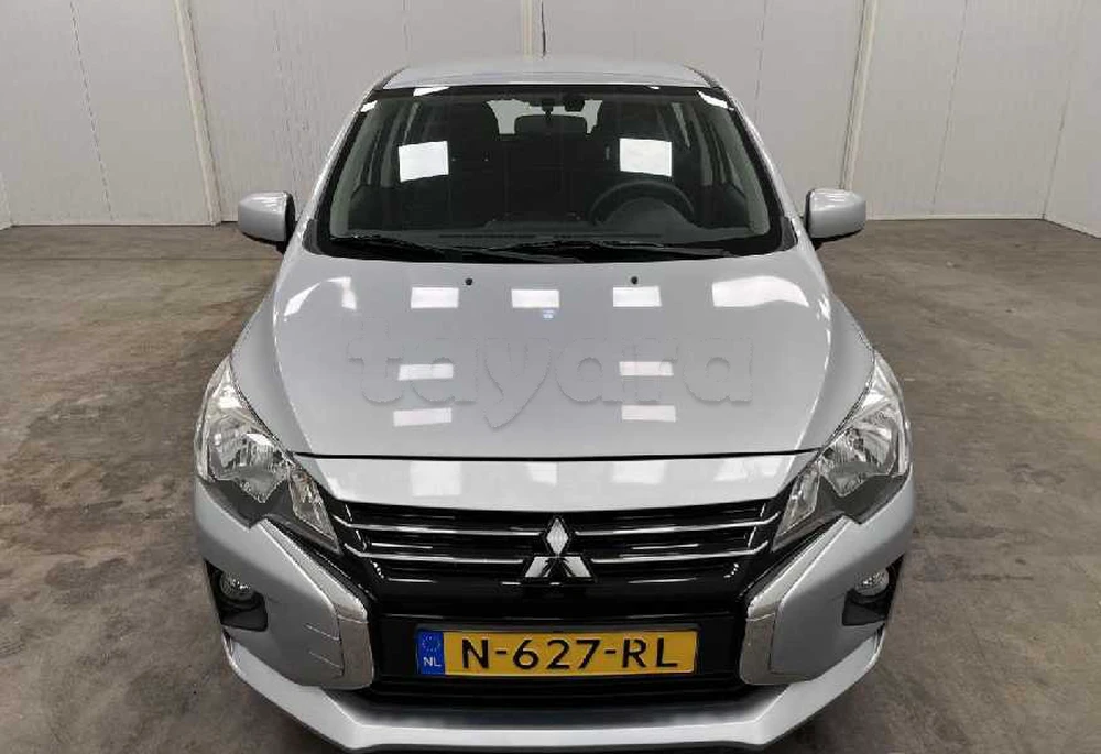 Carte voiture Mitsubishi Outlander