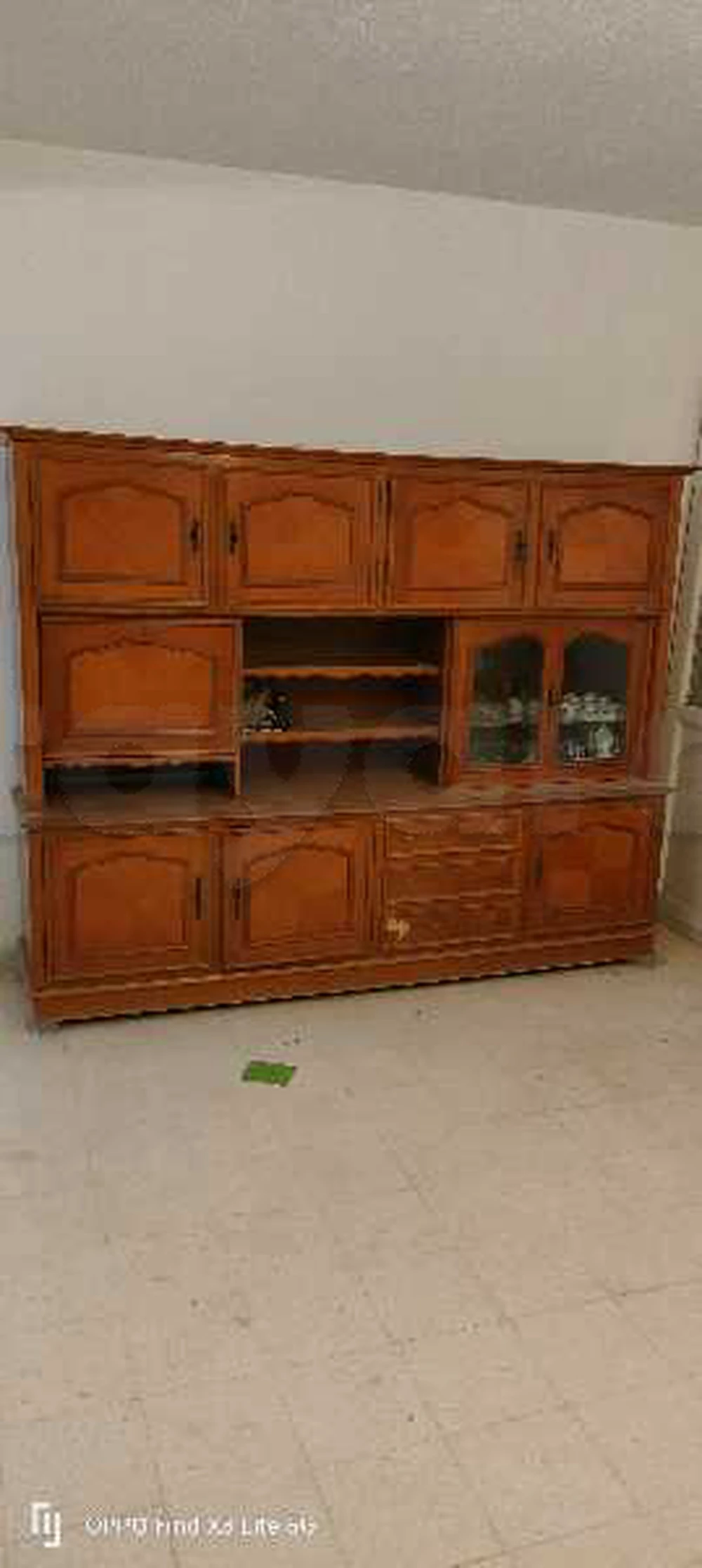armoire salon