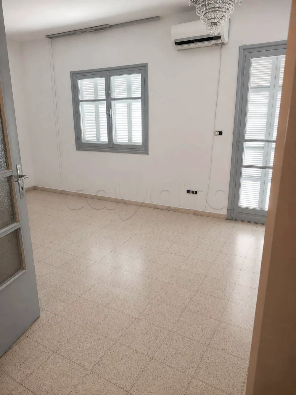 🏠MENZAH 7 ; à Vendre Appt 𝐒+3 bien situé 🏠
