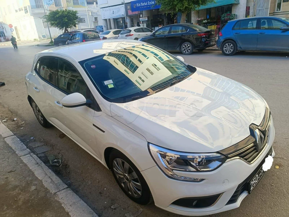 Carte voiture Renault Megane