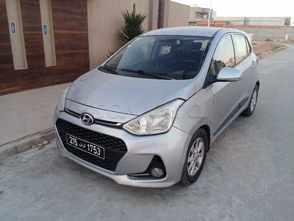 Carte voiture Hyundai i10