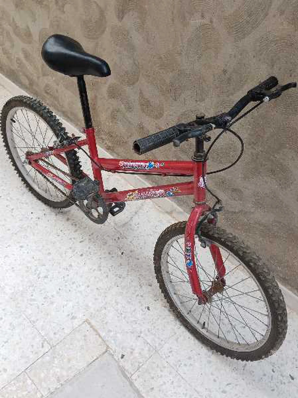 Bicyclette 16 pouces comme neuve