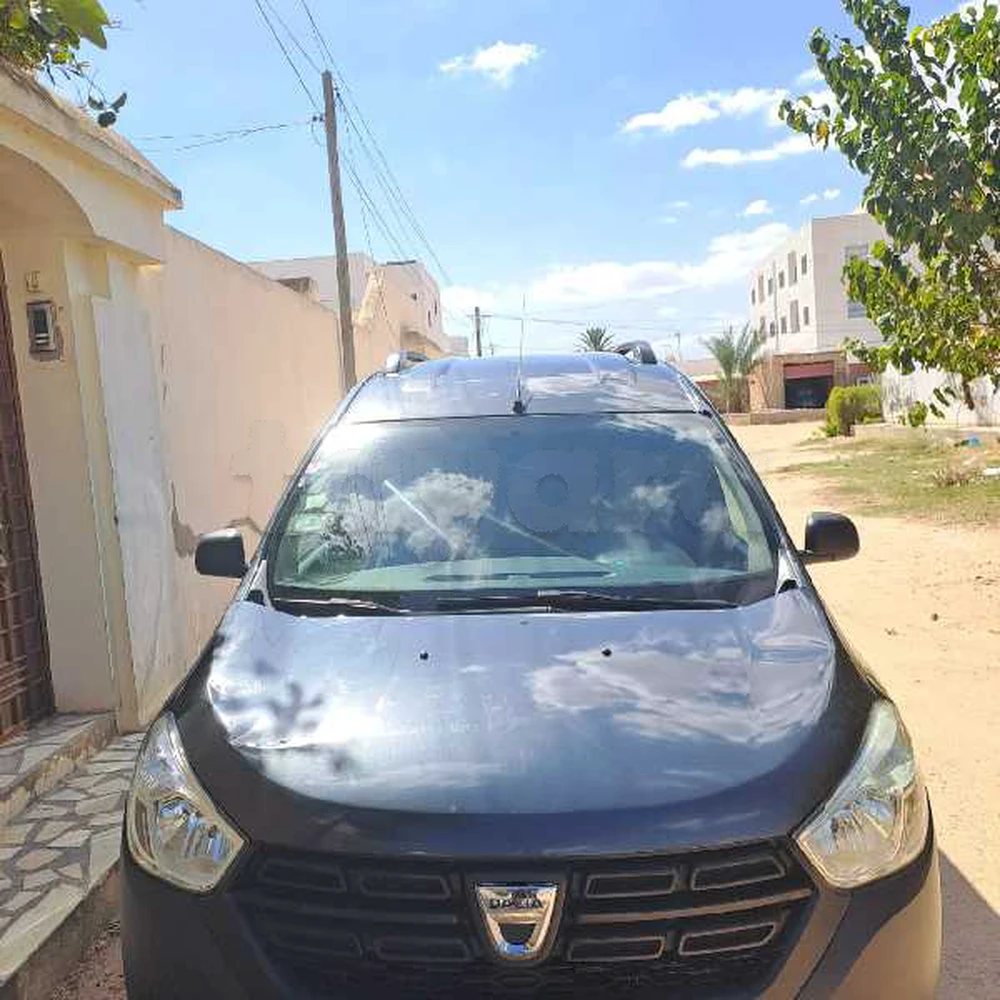 Carte voiture Dacia Dokker