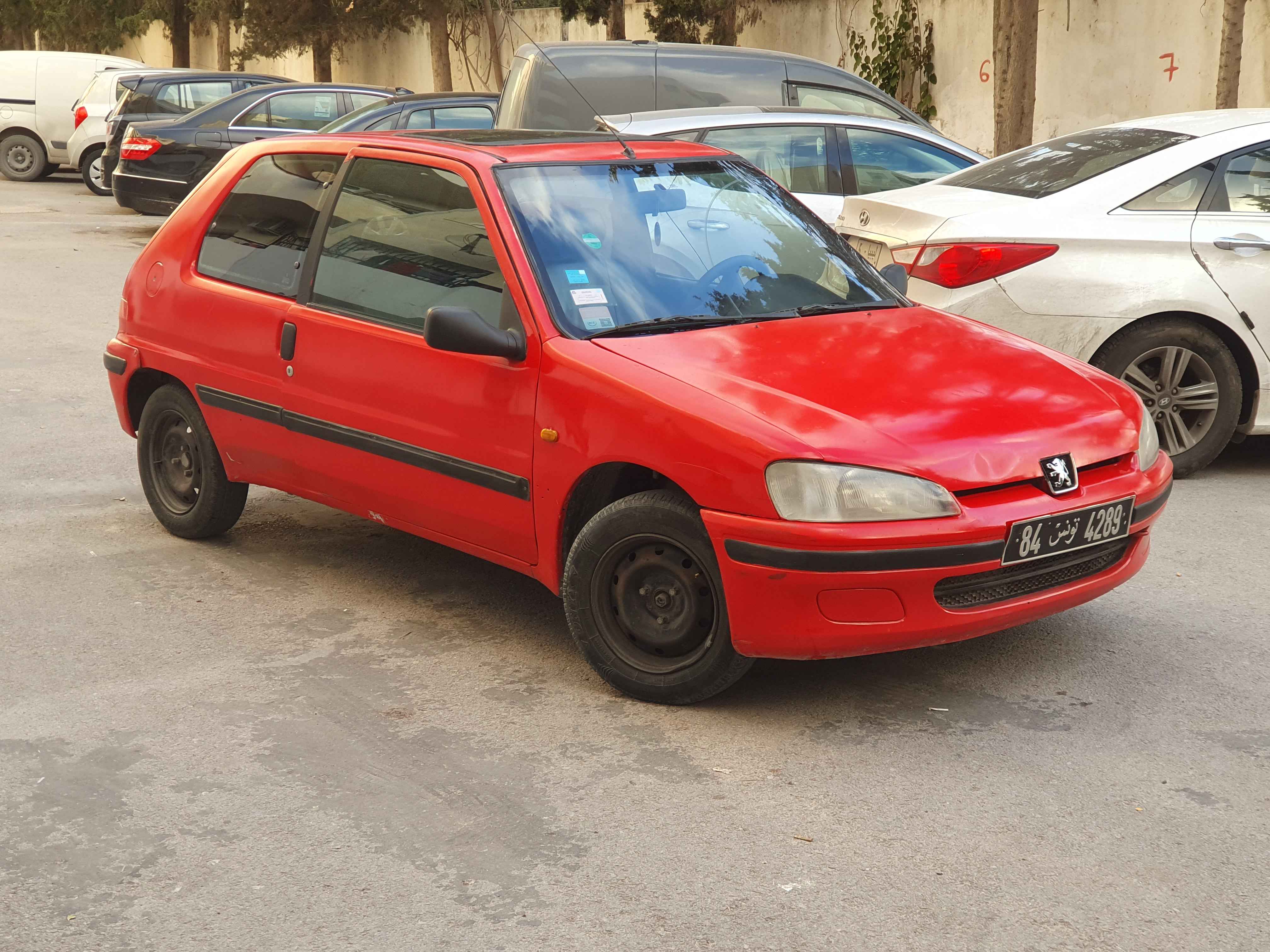 Peugeot 106 - 1996 Essence 4 CV à Tunis - autoprix.tn