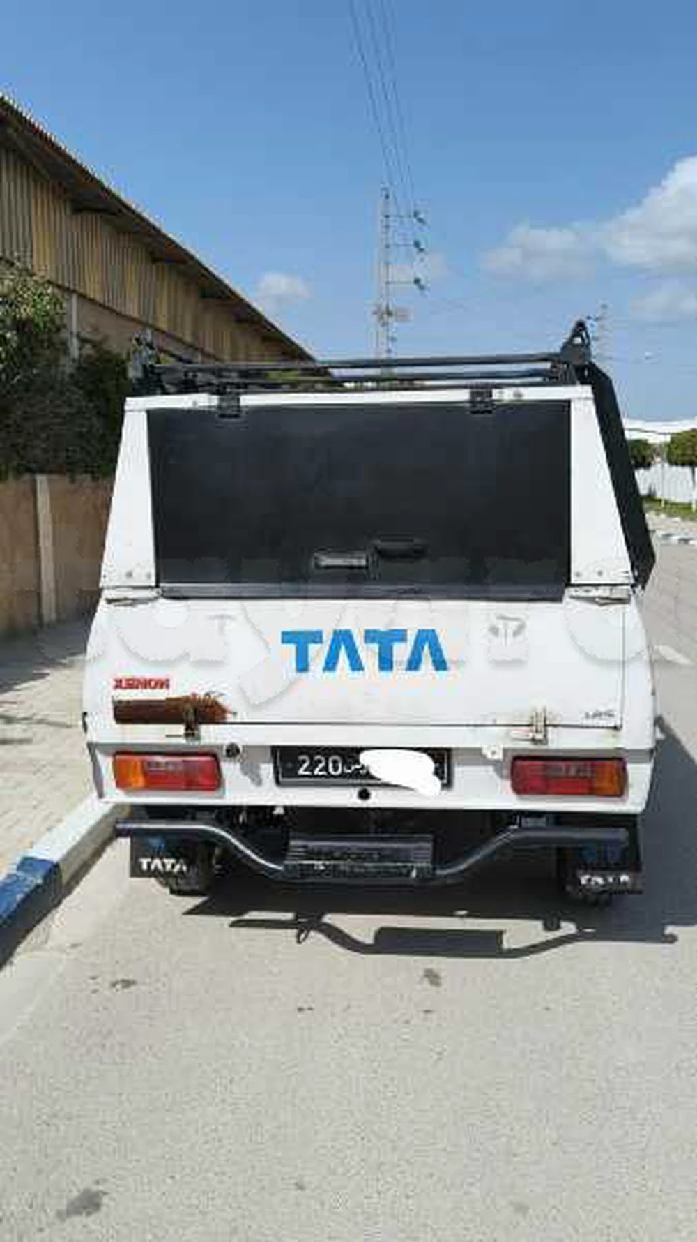 Carte voiture Isuzu Landwind