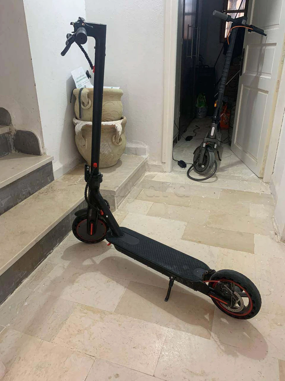 Xiaomi M365 Pro Mi Electric Scooter, Water Resistant, Fastest 25km/h. 474Wh high capacity battery | Upgraded Version | Black |
