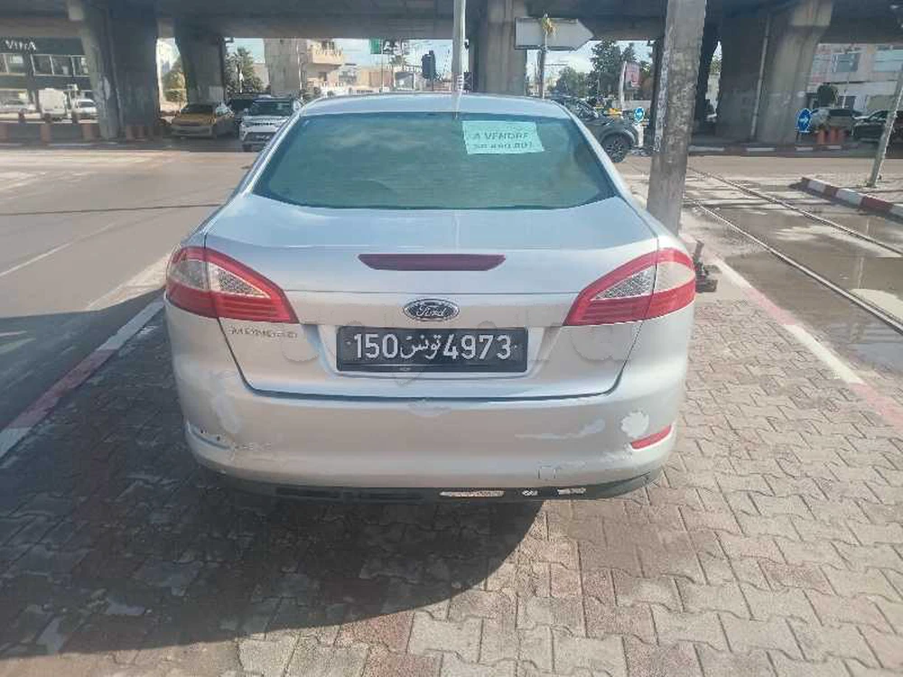 Carte voiture Ford Mondeo