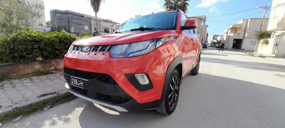 Carte voiture Mahindra Hover